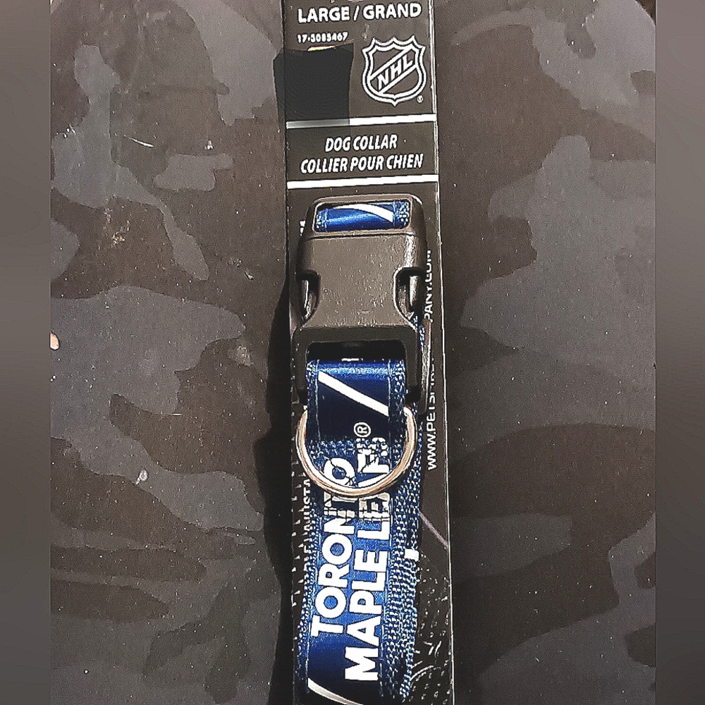Toronto Maple Leafs Nylon Dog 1" & 1/2" Collars